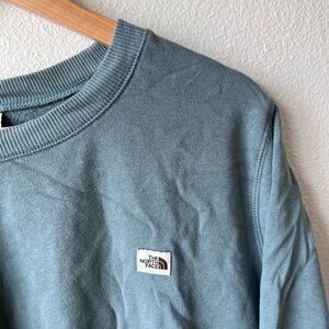 North Face Heritage Patch Crew Sweatshirt